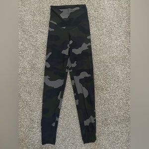 Camo Aerie/Offline Leggings Sz Xs